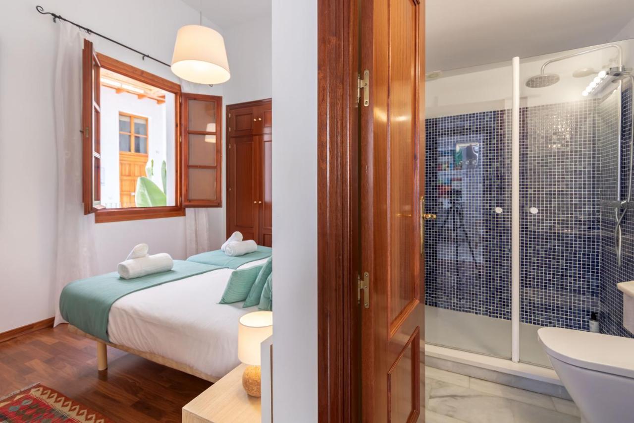 Апартаменты Abades Giralda Deluxe By Valcambre Севилья Экстерьер фото
