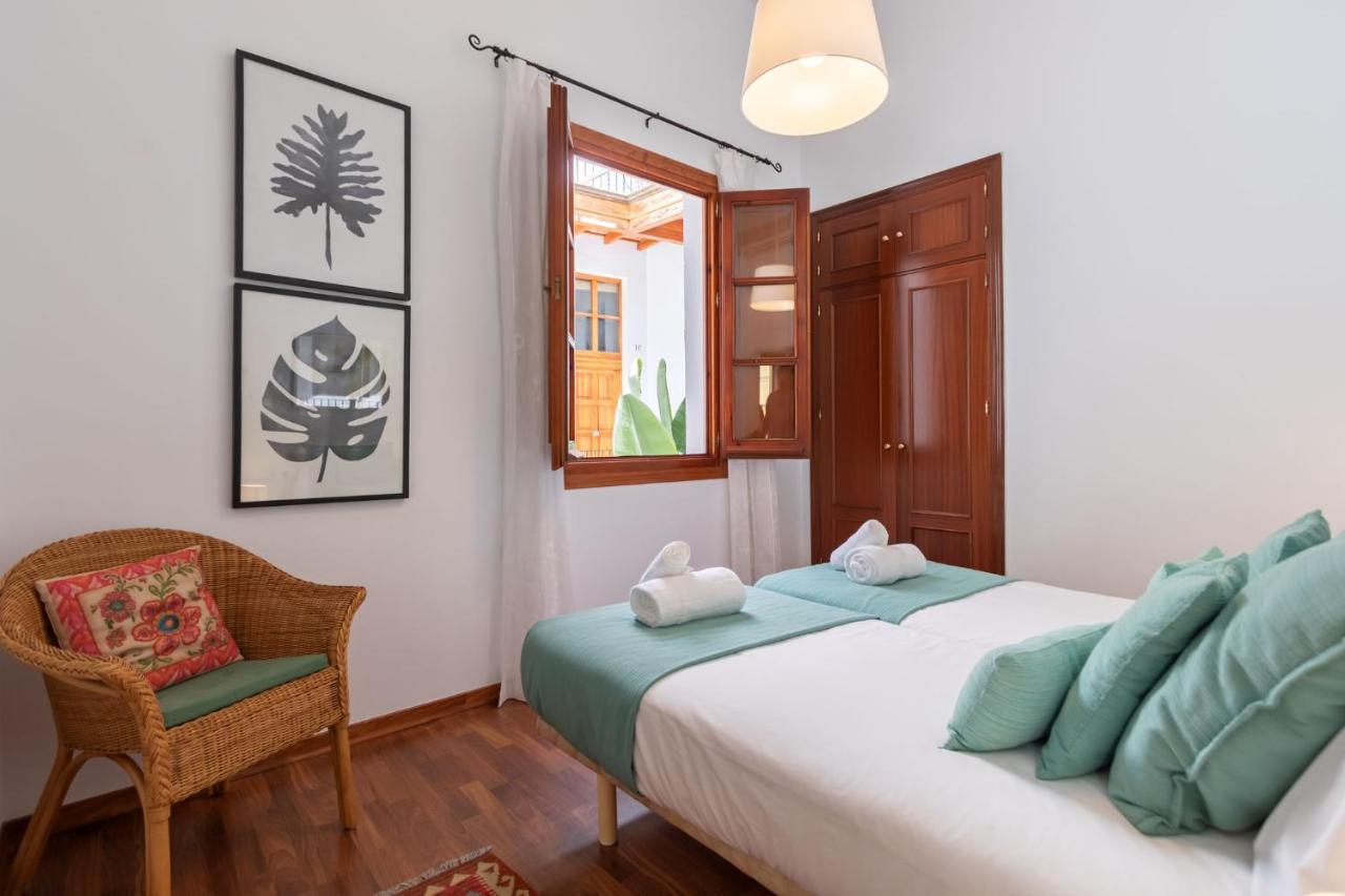 Апартаменты Abades Giralda Deluxe By Valcambre Севилья Экстерьер фото