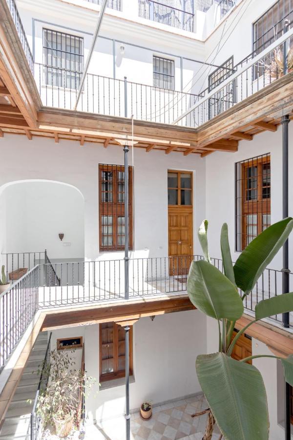 Апартаменты Abades Giralda Deluxe By Valcambre Севилья Экстерьер фото
